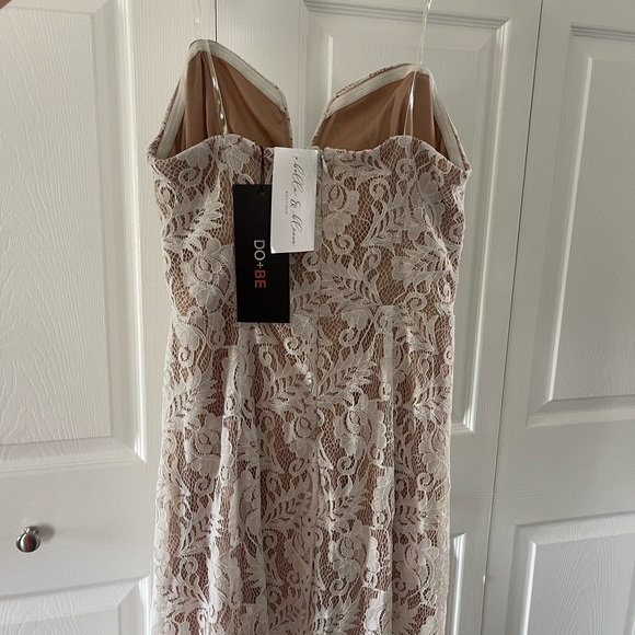 BELLA AND BLOOM BOUTIQUE - READY TO WED LACE WHITE/NUDE MAXI DRESS - Picture 4 of 6